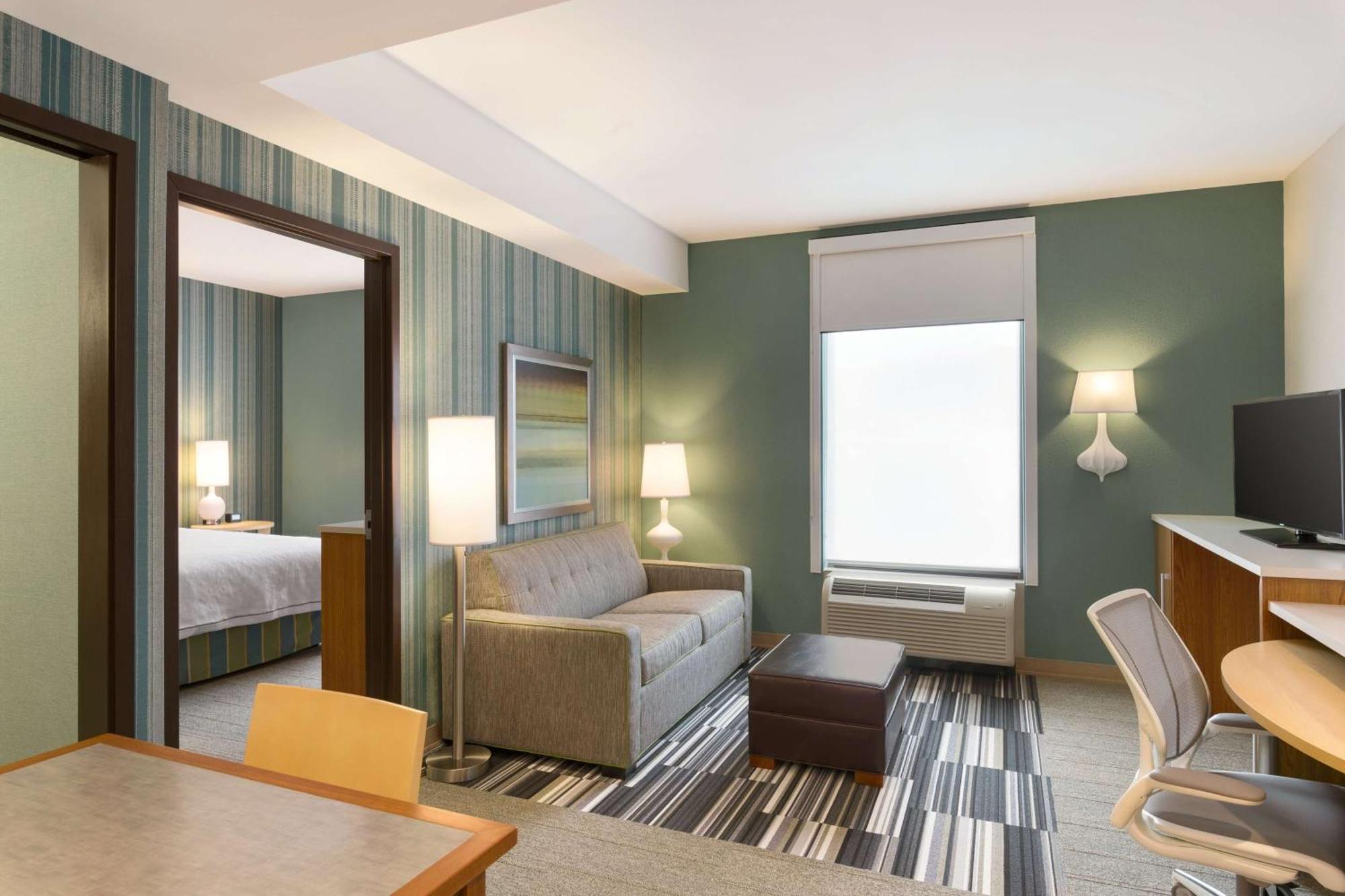 Home2 By Hilton Exton Route 30 Hotel