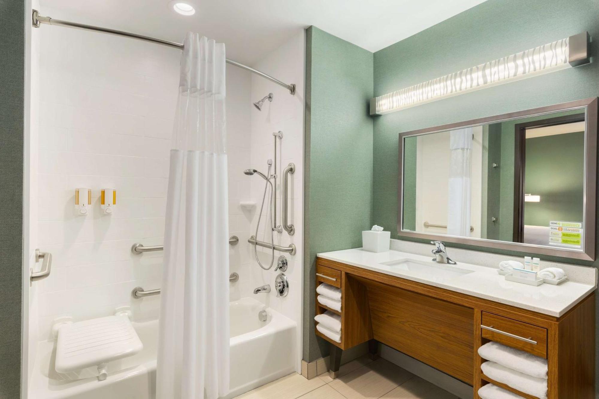 Home2 By Hilton Exton Route 30 3*